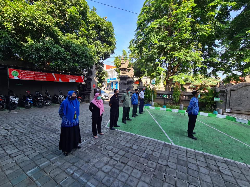 4 peserta